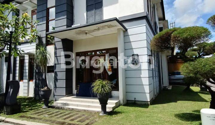 RUMAH HOOK ISTIMEWA DI PERUMAHAN ELITE SOLO KAWASAN HOTEL BINTANG LIMA 1