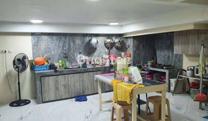 Rumah Tomang 3 Lantai Full Furnished Lingkungan Tenang Strategis  1