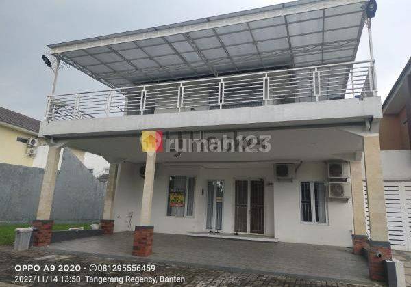 Dijual rumah semi furnish cakep di cluster premium 1