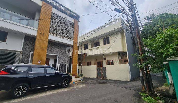 Rumah 3 Lantai Kos An  Di Tanjung Duren Utara 1