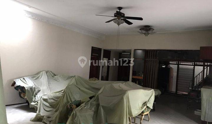 Rumah Tua Hitung Tanah Harga Mendekati NJOP Di Lokasi Strategis 2