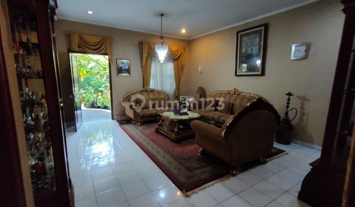 Rumah Lux Semi Furnished di Komplek Pondok Hijau, Bandung 2