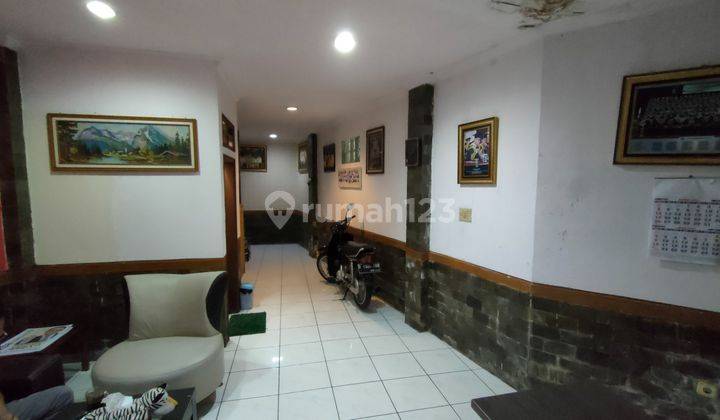 Rumah Lux Semi Furnished di Komplek Pondok Hijau, Bandung 2