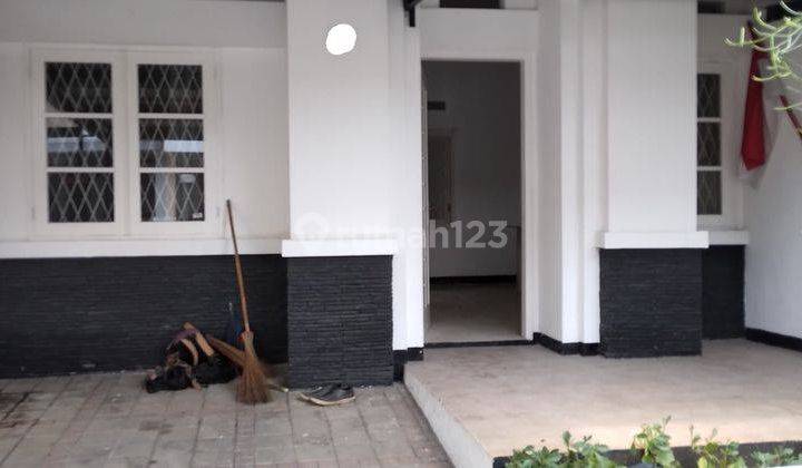 Rumah Minimalis di Tatar Jingganagara Kota Baru Parahyangan 1