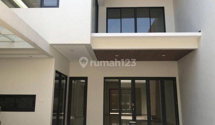 Rumah Baru di Tengah Kota Dekat Alun Alun Bandung 1