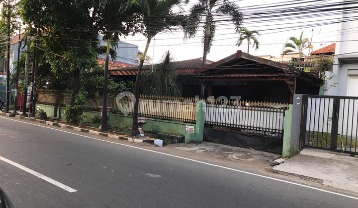Rumah Tua Hitung Tanah Harga Mendekati NJOP di Lokasi Strategis
