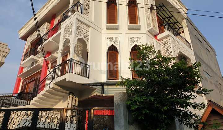 Super Nice 5-Storey Building Johar Baru, Percetakan Negara