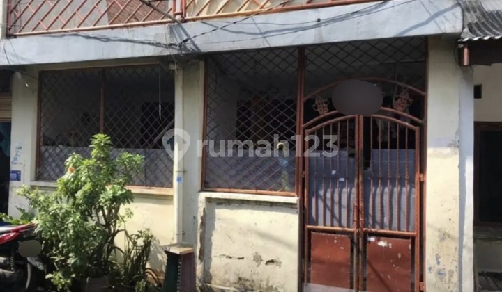 Turun Harga!!  Rumah 2 Lantai Di Daerah Manggarai