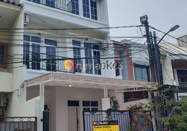 RUMAH BRAND NEW DI SUNTER AGUNG UTARA  JAK UT - 3 Lt - KT.6+1 1