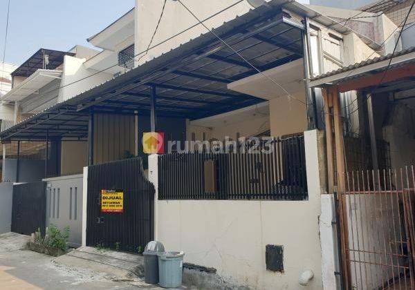 RUMAH DI SUNTER PARADISE JAKARTA UTARA- 1,5 Lantai- SHM- One Gate 1