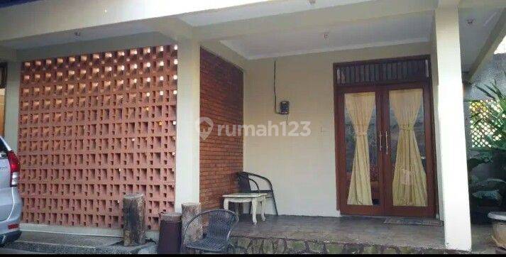 Rumah Bagus Di Daerah Kramat Jati, Jakarta Timur 2