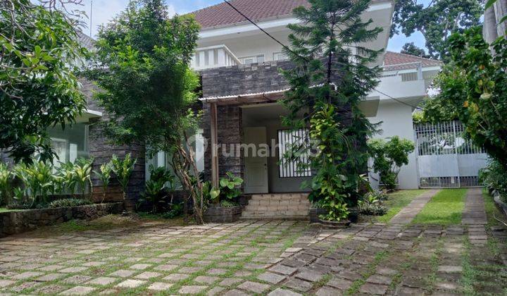 kan Rumah Hunian 2 Lantai Di Menteng, Jakarta Pusat 1