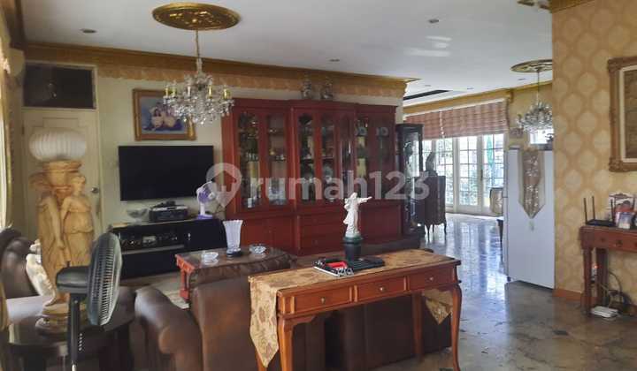 Rumah cantik dalam Komplek yang tenang,  siap huni di Mampang Parapatan, Jakarta Selatan 2