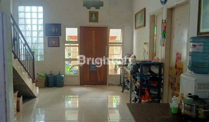 RUMAH FULL BANGUNAN 2 LT LETAK STRATEGIS TENGAH KOTA PERUM GRAHA MUTIARA SIDOARJO 1