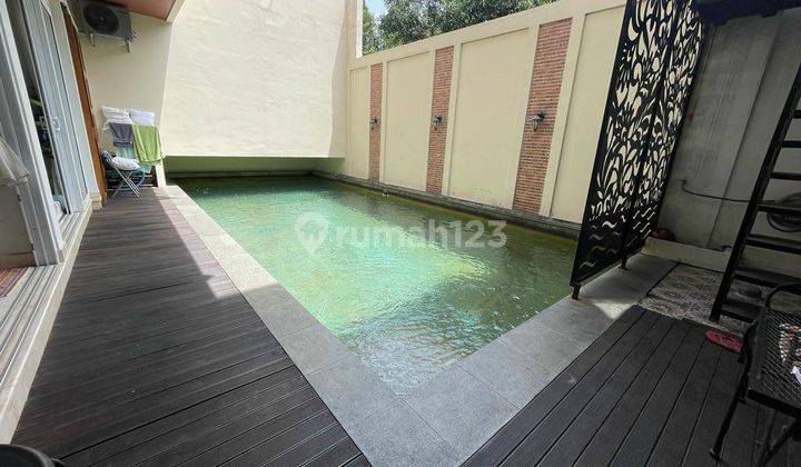 Dijual Rumah Mewah Ada Swimming Pool Di Sektor 9 Bintaro 1