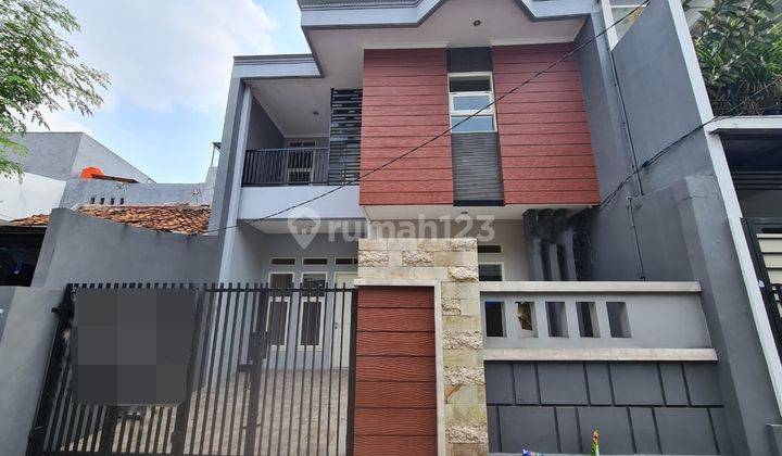 Rumah Cantik Siap Huni di Kayu Putih Jakarta Timur 1