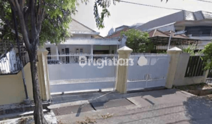 Rumah Pusat Kota Jalan Embong Kemiri Surabaya Tengah Kota Lokasi Strategis 1