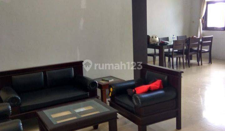 Rumah dijual 2 Lantai Bagus Semi Furnished SHM di Batu Nunggal, Bandung 2