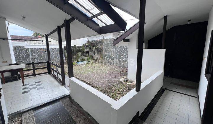 Rumah Sangat Bagus Di Tubagus Ismail Dago Bandung 1