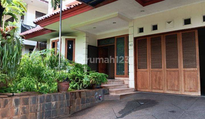 Kemang Barat  For Rent House Sewakan Rumah Dua Lantai Luas Fasilitas Kolam Renang Kemang Selatan Jakarta Selatan 2