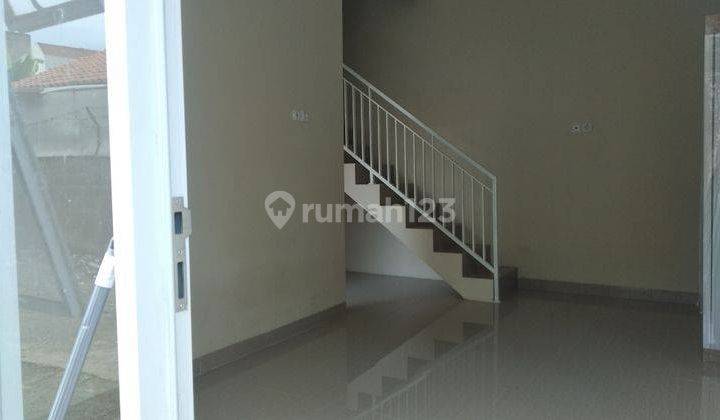 RUMAH BARU 2 LANTAI Di BATU AMPAR CONDET JAKARTA TIMUR  2