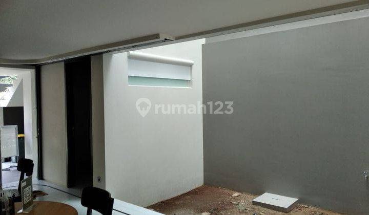 RUMAH TOWNHOUSE 3 LANTAI DI TB SIMATUPANG JAKARTA SELATAN  2