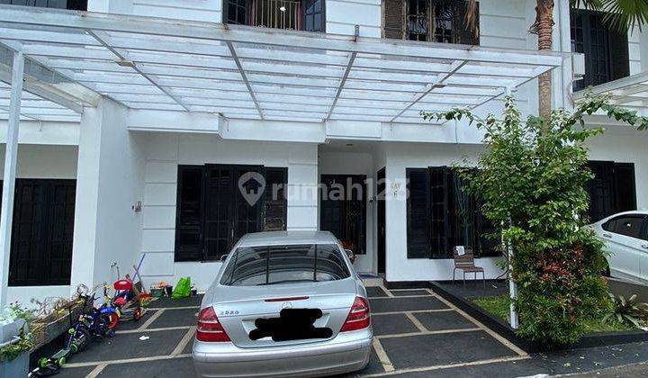 RUMAH DALAM TOWNHOUSE PRIVATE POOL LEBAK BULUS JAKARTA SELATAN  1