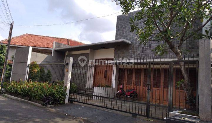 RUMAH TROPICAL MODERN KEMANG SELATAN JAKARTA SELATAN 1