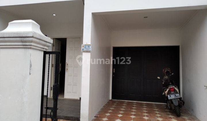 RUMAH MODERN MINIMALIS  DILUAR CLUSTER DI PEJATEN TIMUR PASAR MINGGU JAKARTA SELATAN 2