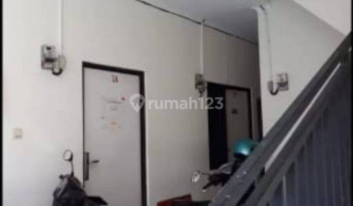 Rumah Kost 3 Lantai Di Perumahan Taman Mahkota Tangerang 2