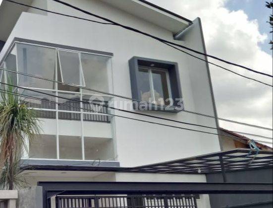 Rumah Minimalis Cantik Radio Dalam Jakarta Selatan 2