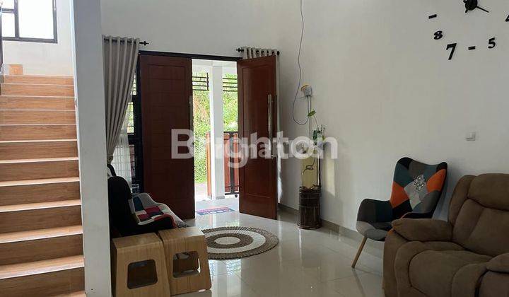 RUMAH 2 LANTAI SIAP HUNI SANGAT TERAWAT 2