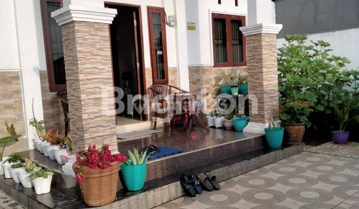 Rumah Bagus Rapi dan Terawat di dekat cluster makara Grand Sentul City 2