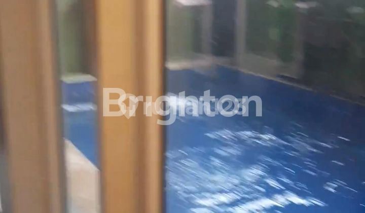 Rumah daerah johor medan ada kolam renang 2