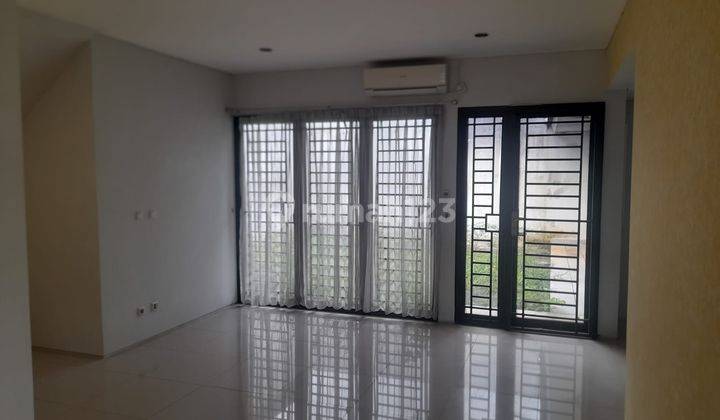 Rumah Bagus Siap Huni Semi Furnished Di Cluster Vassa Wood 1