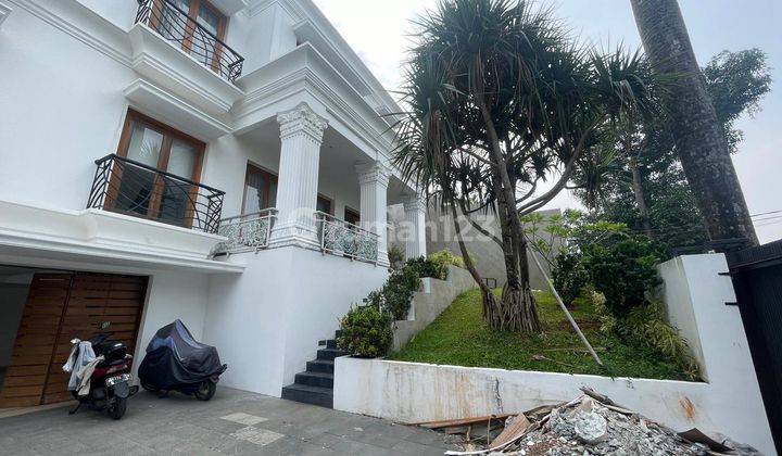 RUMAH  UNFURNISHED SIAP HUNI , LOKASI TENANG DALAM KOMPLEK 1