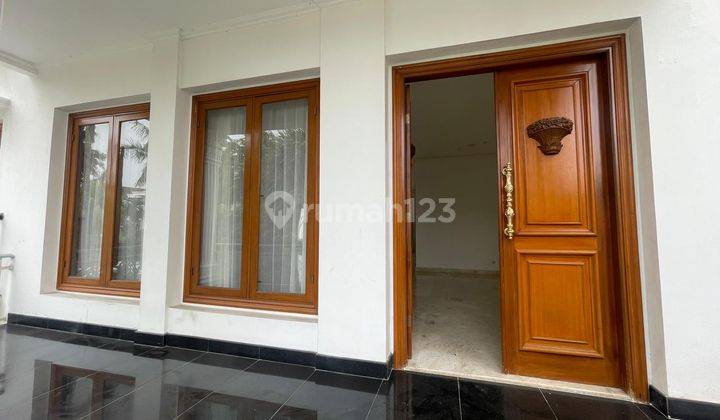 RUMAH  UNFURNISHED SIAP HUNI , LOKASI TENANG DALAM KOMPLEK 2