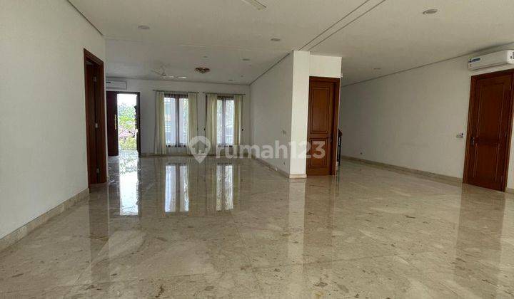 RUMAH  UNFURNISHED SIAP HUNI , LOKASI TENANG 1