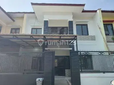 Dijual Rumah 2 Lantai Strategis Alun alun Ciparay