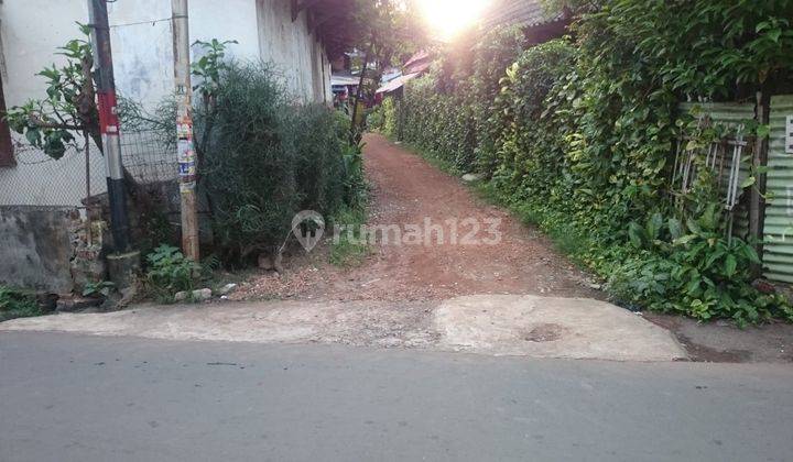 Rumah Hitung dengan Halaman Luas dan Terdapat Tempat Usaha @Jl Kramat, Senen 2