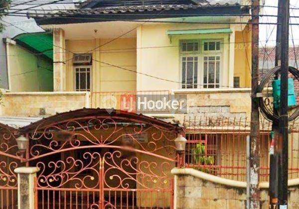 Dijual Cepat Rumah 2 Lantai di Bekasi Selatan 1