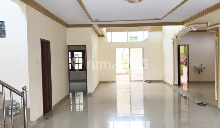 Ready-to-Live House in Alam Raya, Negotiable, Strategic Location, Flood-Free (AHG)
