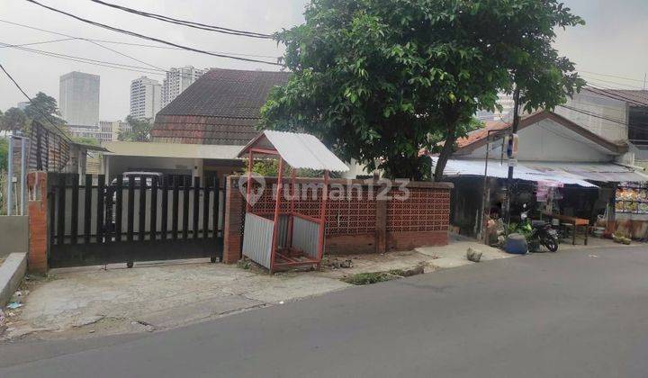 Bagus Rumah Tua 885M2 di kawasan Mega Kuningan Pusat Bisnis dan Perkantoran Jakarta Hub: 0817 0120 620 1