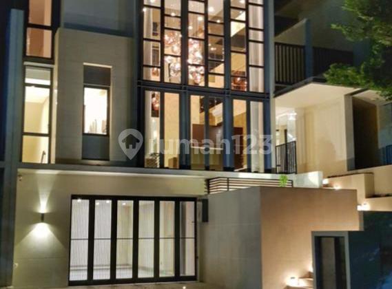 Rumah 3 Lantai | Furnished | Siap Huni | Lancewood - Navapark Rumah 3 Lantai | Furnished | Siap Huni | Lancewood - Navapark