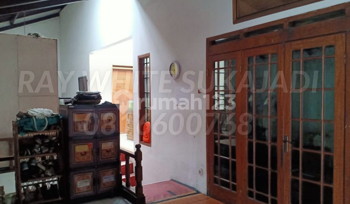 House on Sarijadi Main Road 2