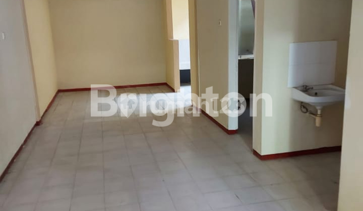 1-STORY HOUSE READY TO OCCUPY 1