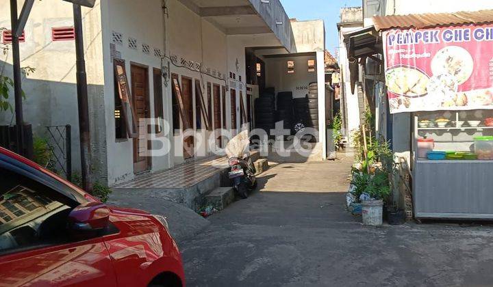 Di  rumah bedeng 4 pintu lokasi cinde 1