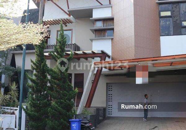 Murah Komplek Elit Singga Sana Pradana,harga Mendekati Njop