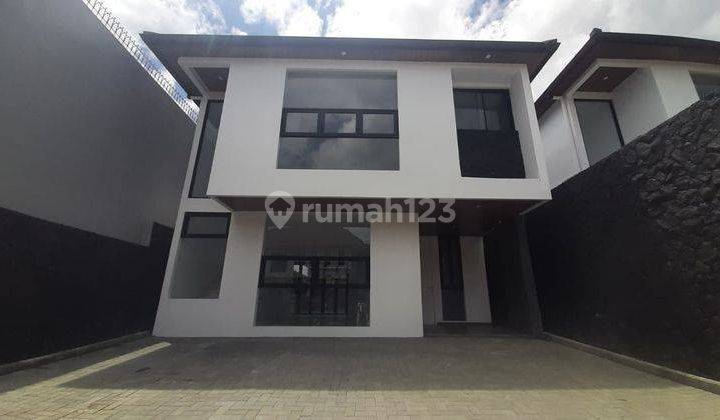 Rumah Baru Minimalis 2 Lt di Komplek Elite Setiabudi Regency 1