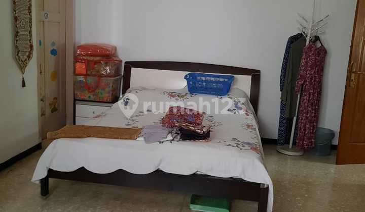 Well-Maintained Old House in Riau Area, Jl. RE Martadinata Dago, Near Gedung Sate, Gasibu, Access to Pasteur Toll Gate 2